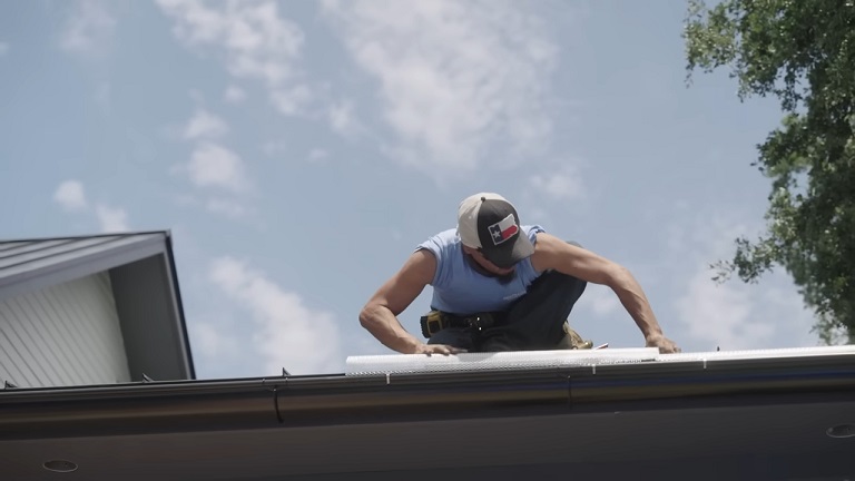 roof and gutter replacement
